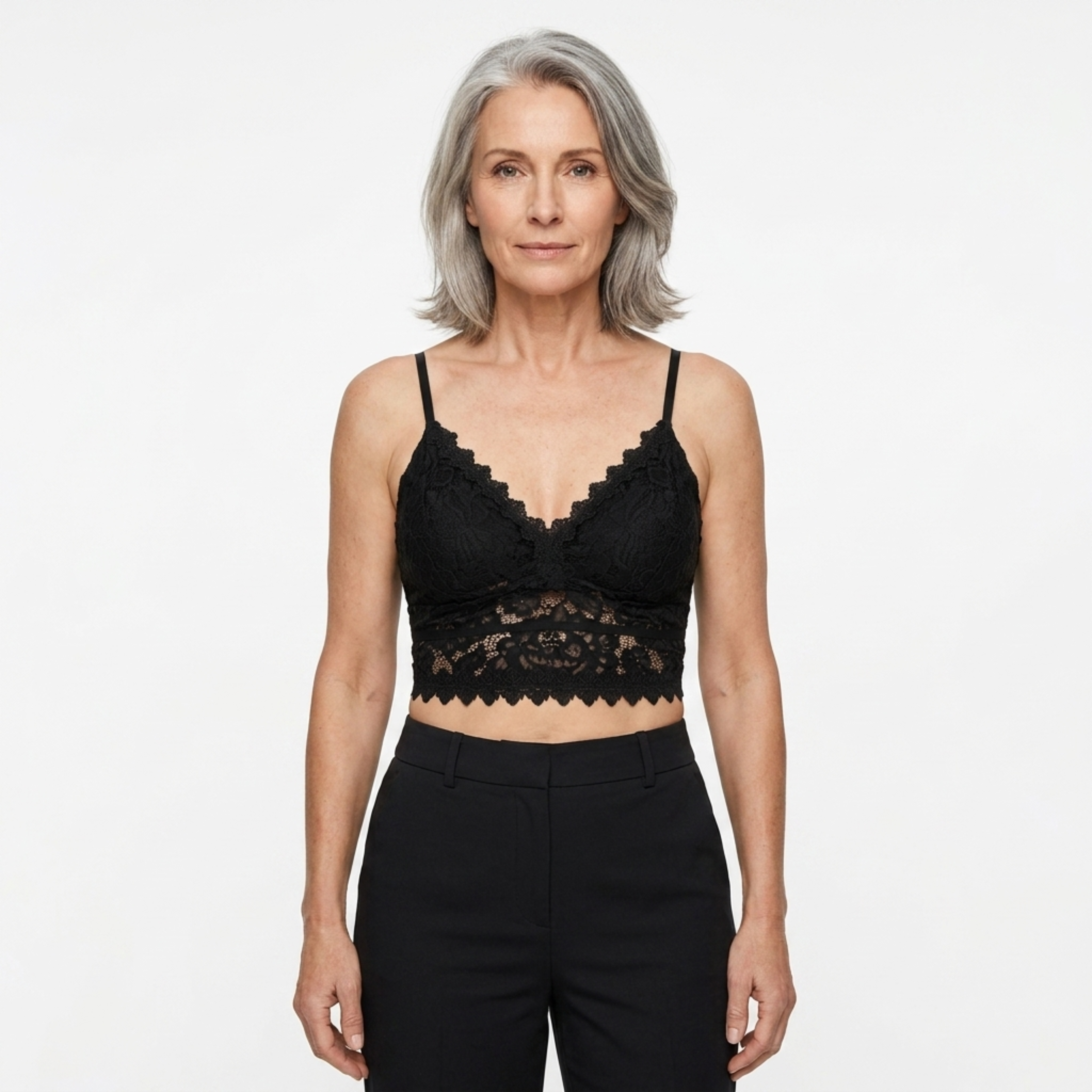 Haut court crop top pour femmes en dentelle — col en v — sortie chic