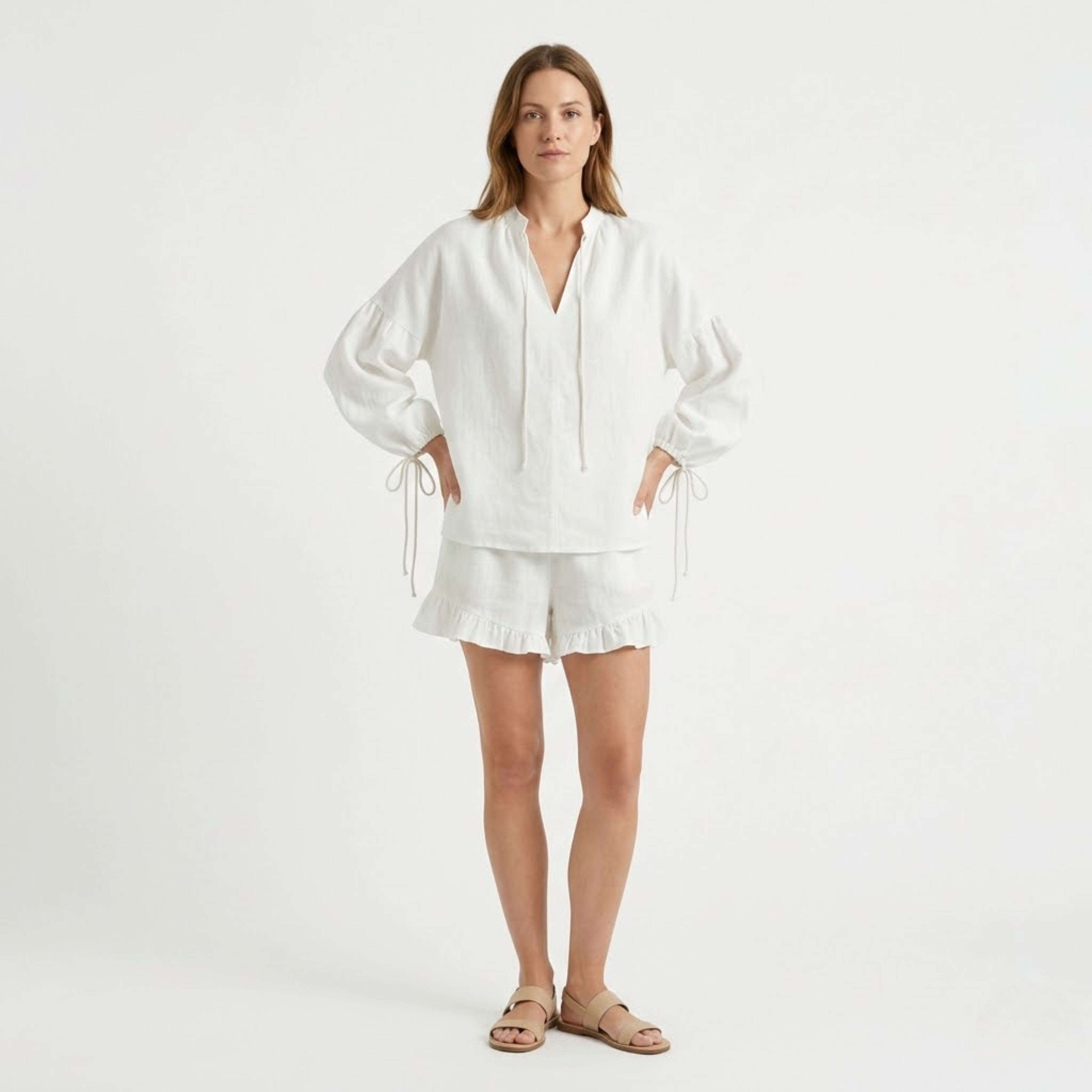 Ensemble Deux Pièces Femme avec Blouse à Manches Longues et Short à Volants