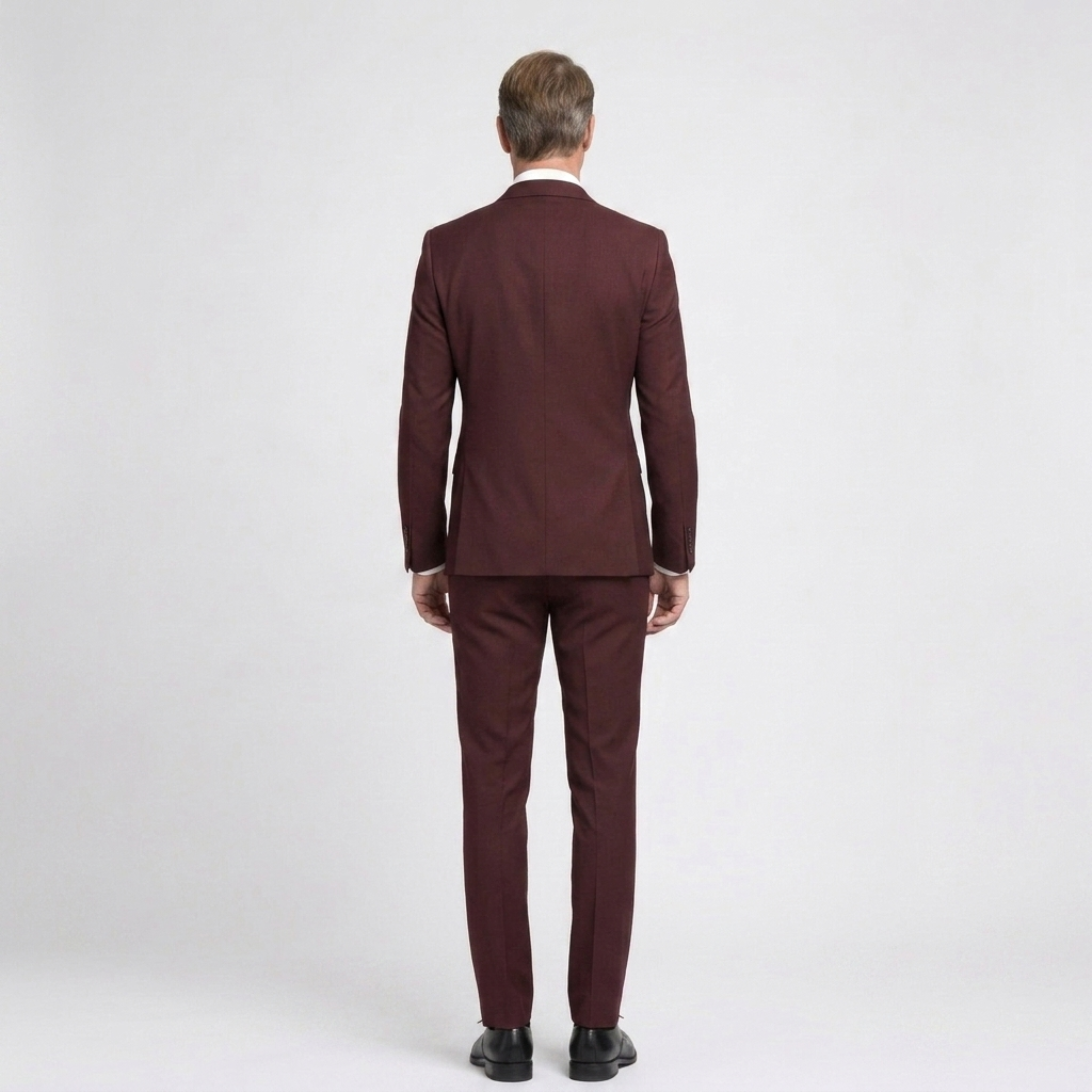 Costume homme coupe ajustée — ensemble deux pièces — bureau et cérémonie