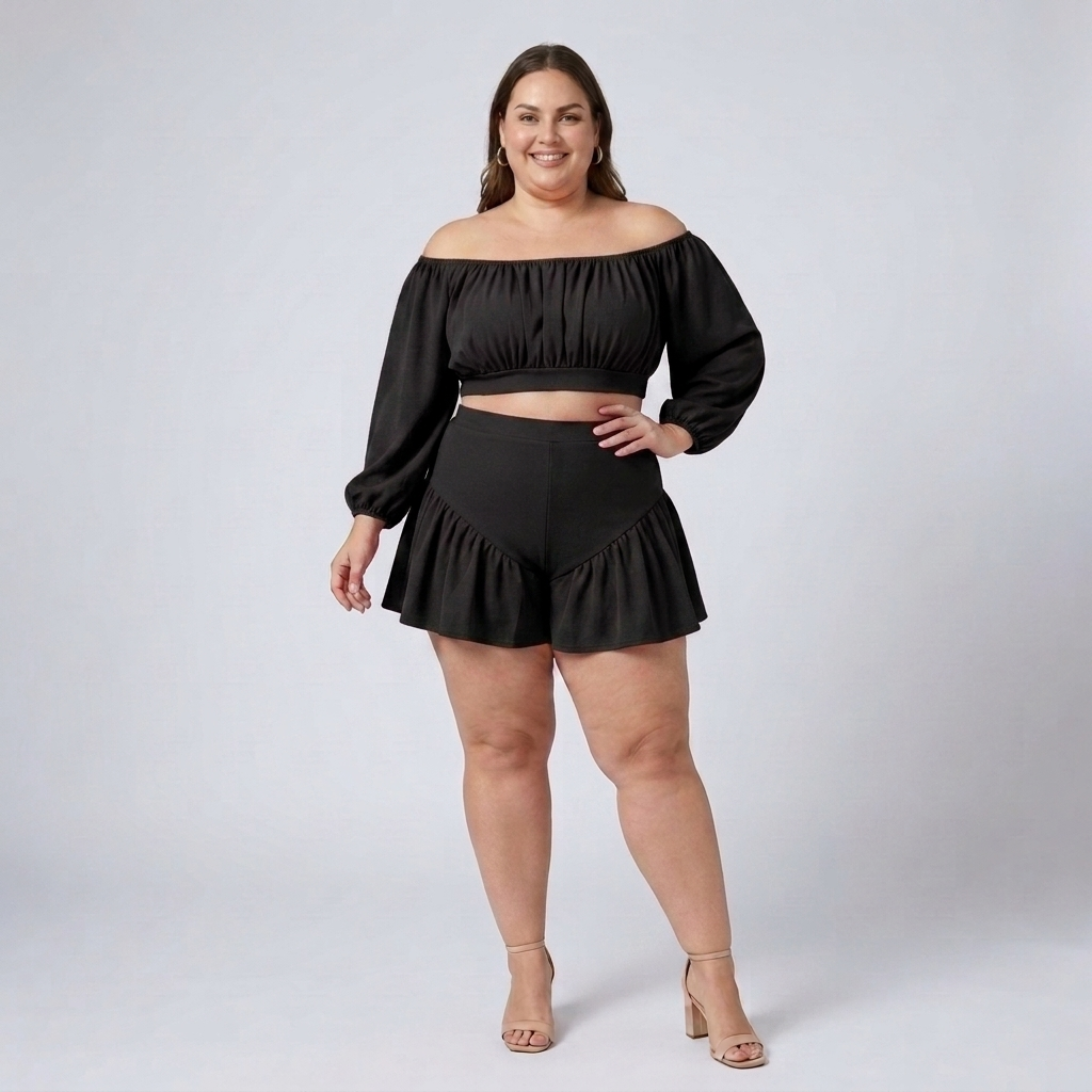Ensemble grande taille haut épaules dénudées et short à volants