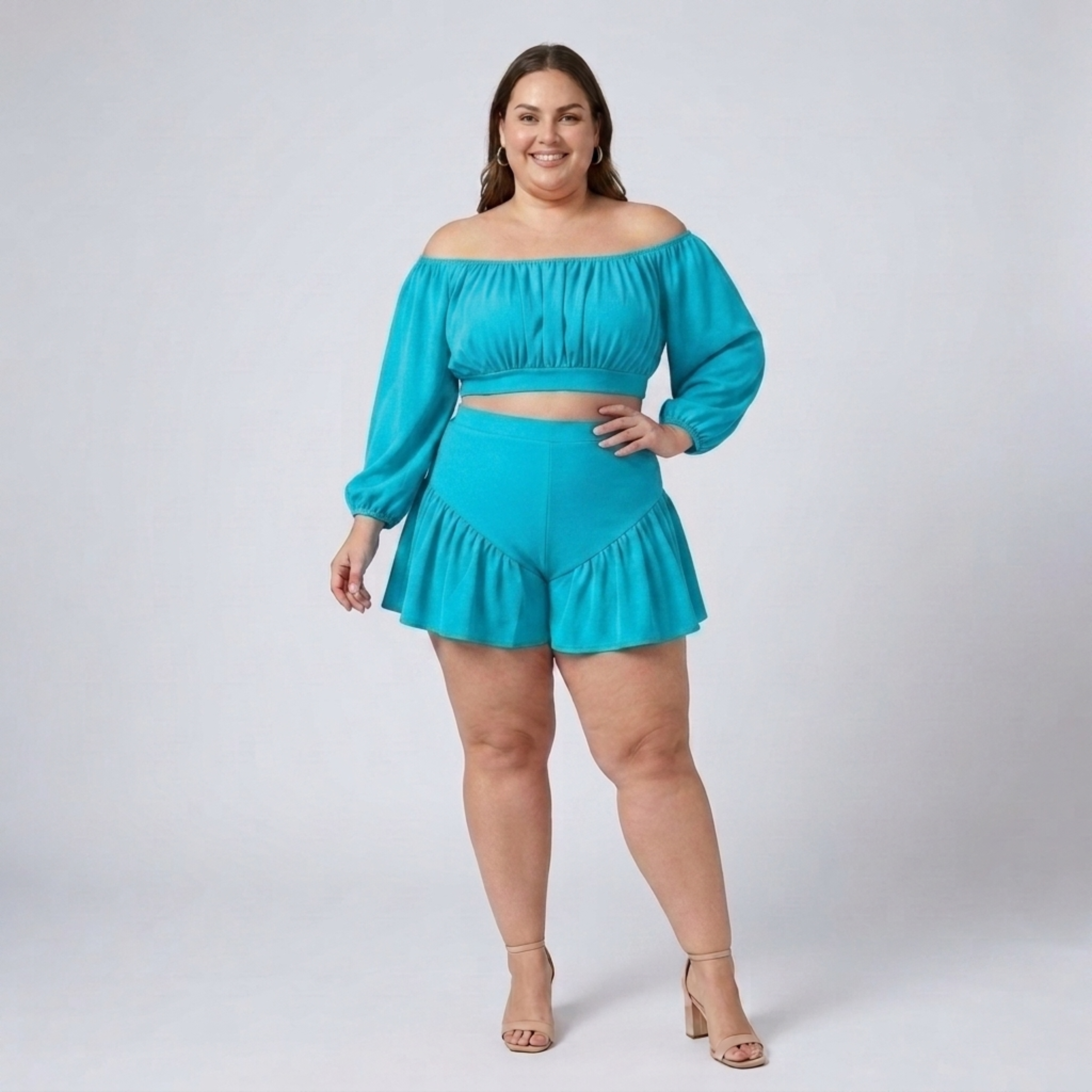 Ensemble grande taille haut épaules dénudées et short à volants