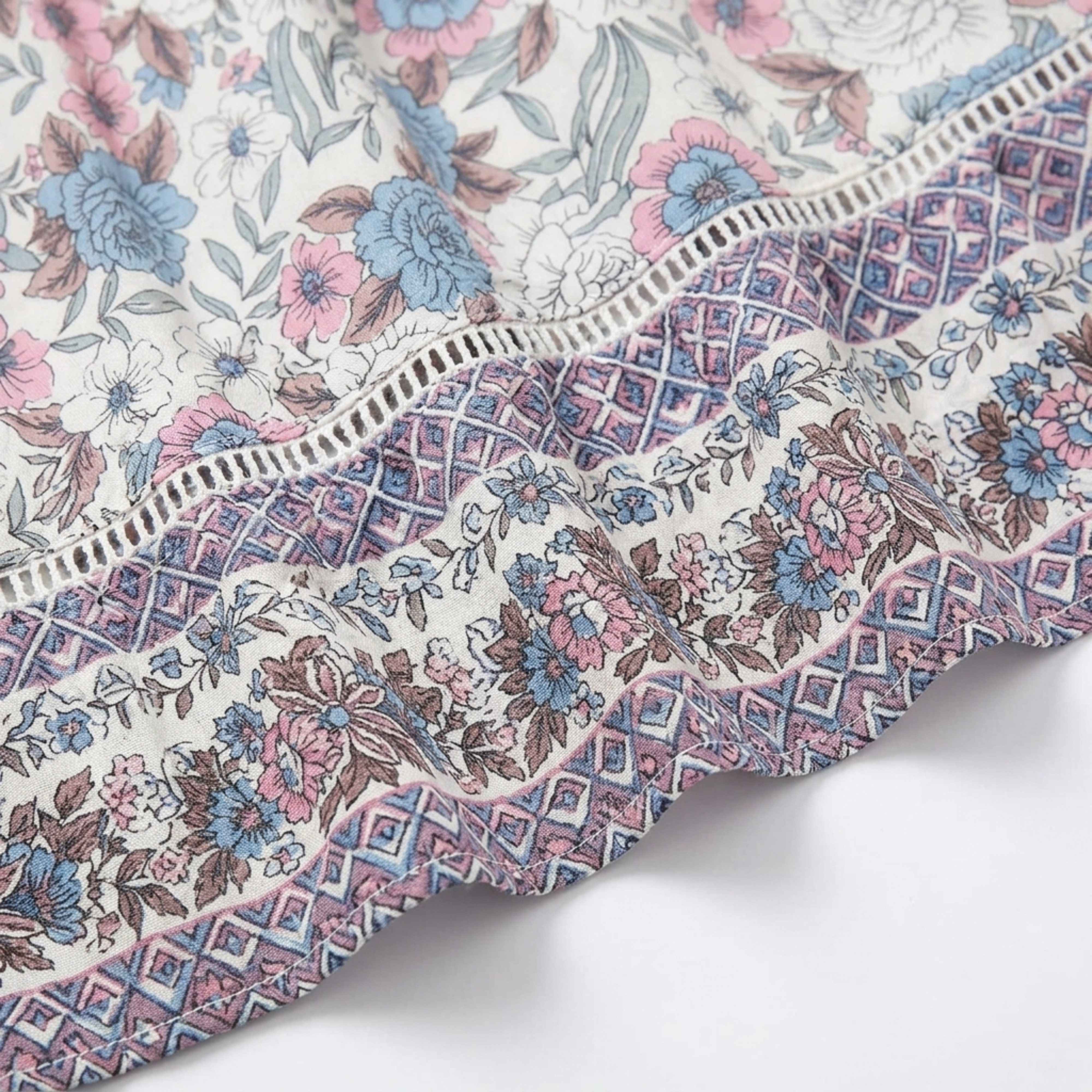 Jupe maxi longue à fleurs — taille haute avec laçage — vacances d'été