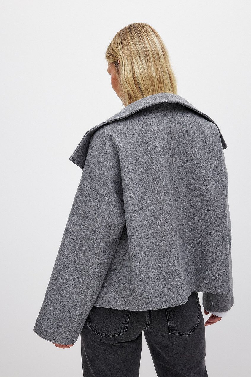 Manteau Court Femme – Col Châle Oversize Boutonnage Croisé Coupe Structurée