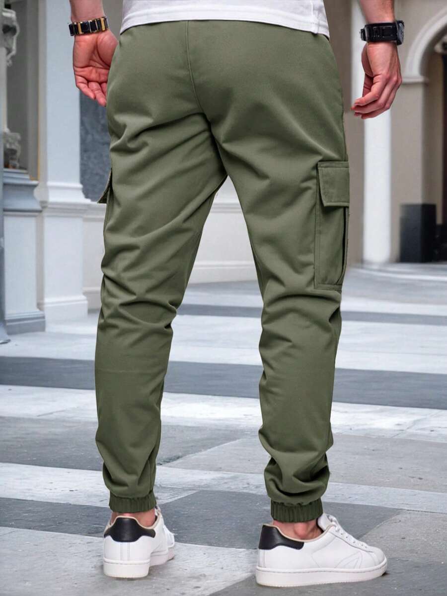 Pánské jogger kalhoty s elastickým pasem, bočními kapsami a lehkou tkaninou