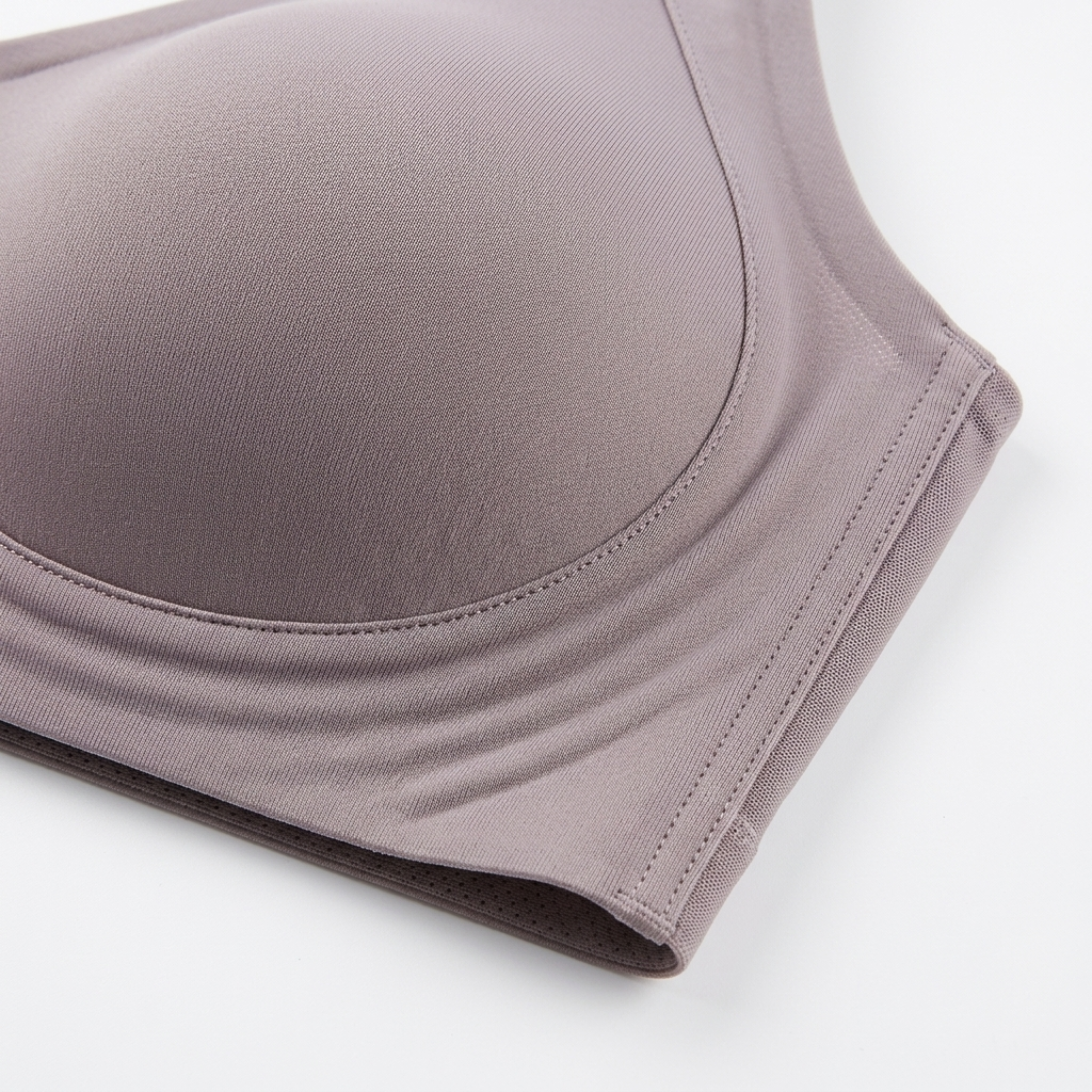 Plus Size Women's Seamless and Wire-Free Invisible Bra