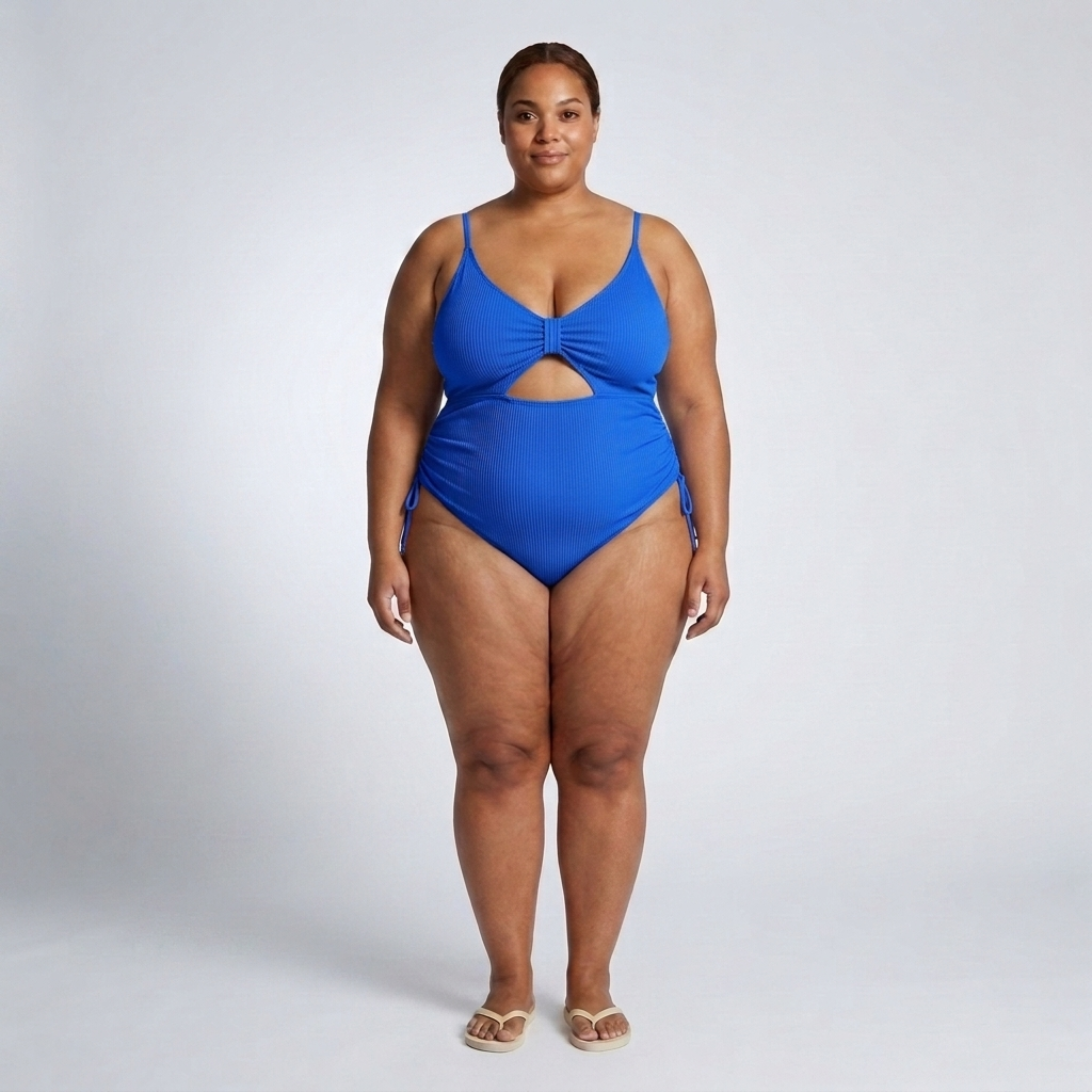 Maillot de bain une pièce grande taille pour femme avec découpe et fronces