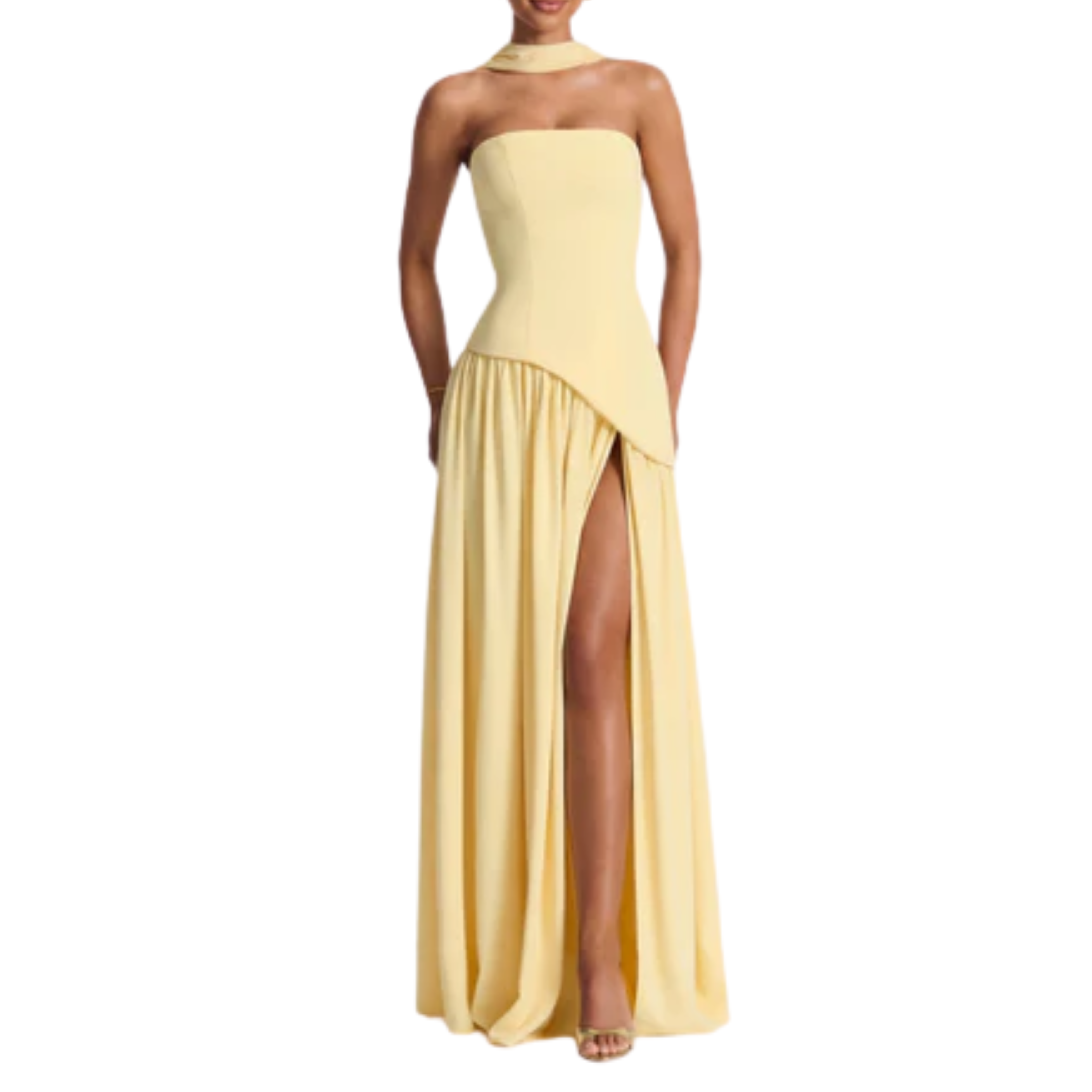 Robe de gala longue — décolleté écharpe et jupe plissée fendue | cérémonie