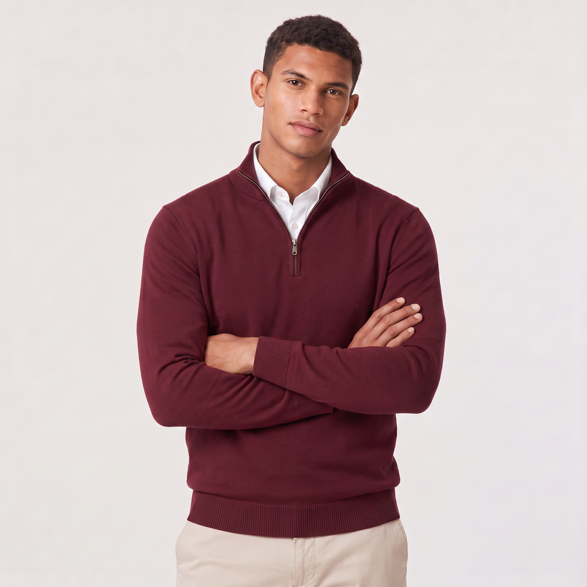 Herrenpullover - Stehkragen mit halbem Reißverschluss und reguläre Passform, lässig-eleganter Stil