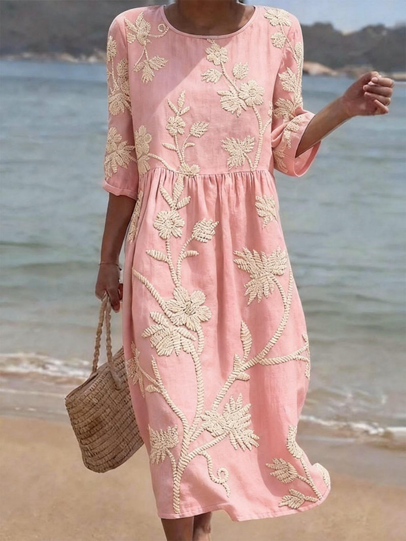 Robe femme midi brodée coupe fluide