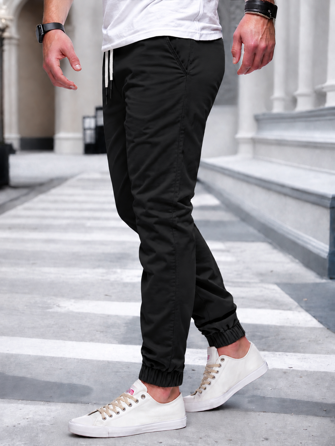 Men's Cargo Jogger – Elastic Waist, Side Pockets, Lightweight Fabric
